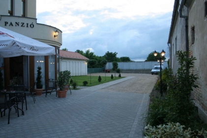 2007 Május a kész épület